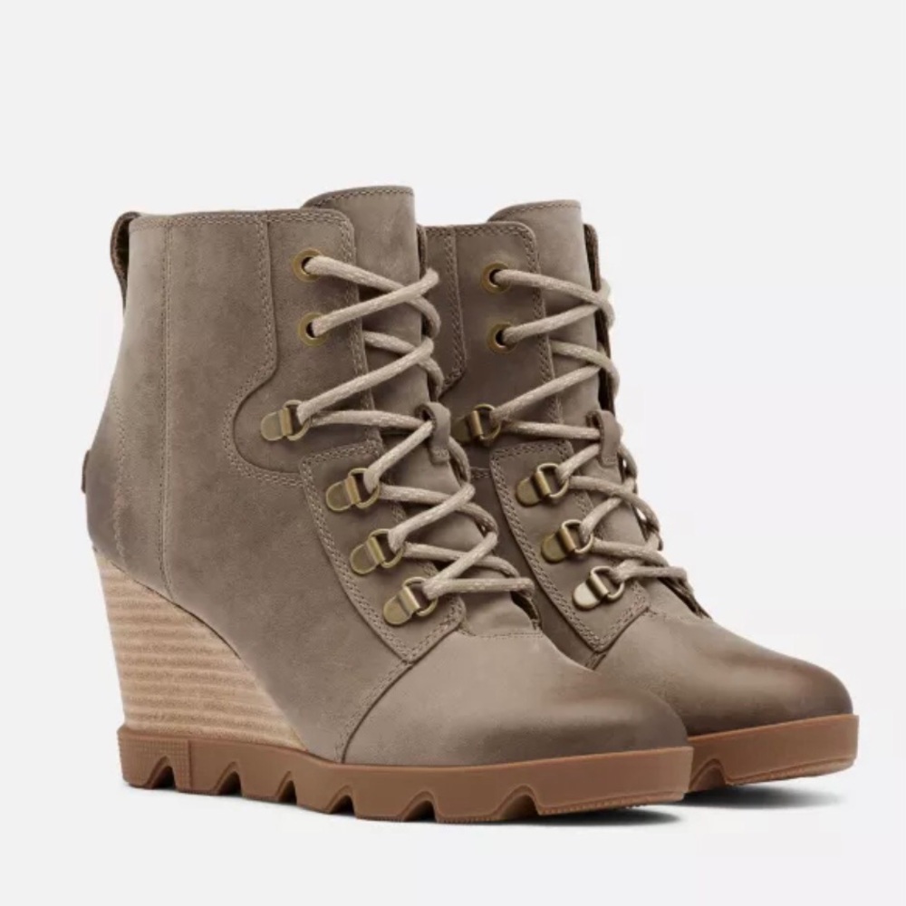 Sorel Joan Uptown boots khaki lace up wedge boots